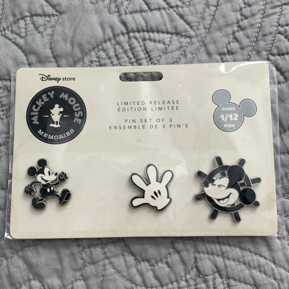 Mickey Memories 1/12